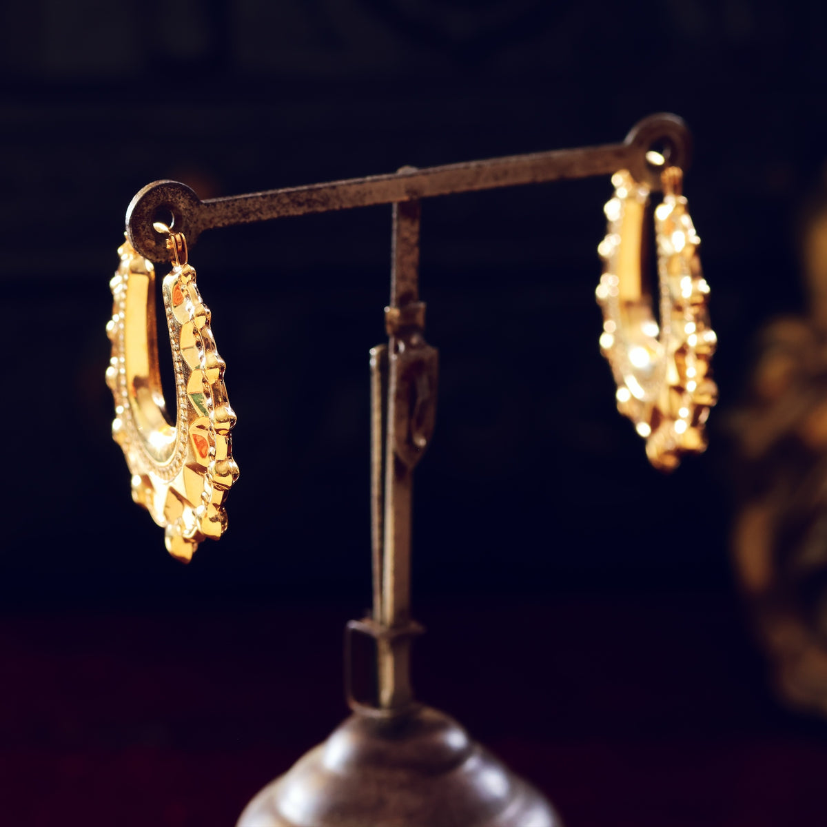 Vintage UNOAERRE 9ct Gold Creole Earrings