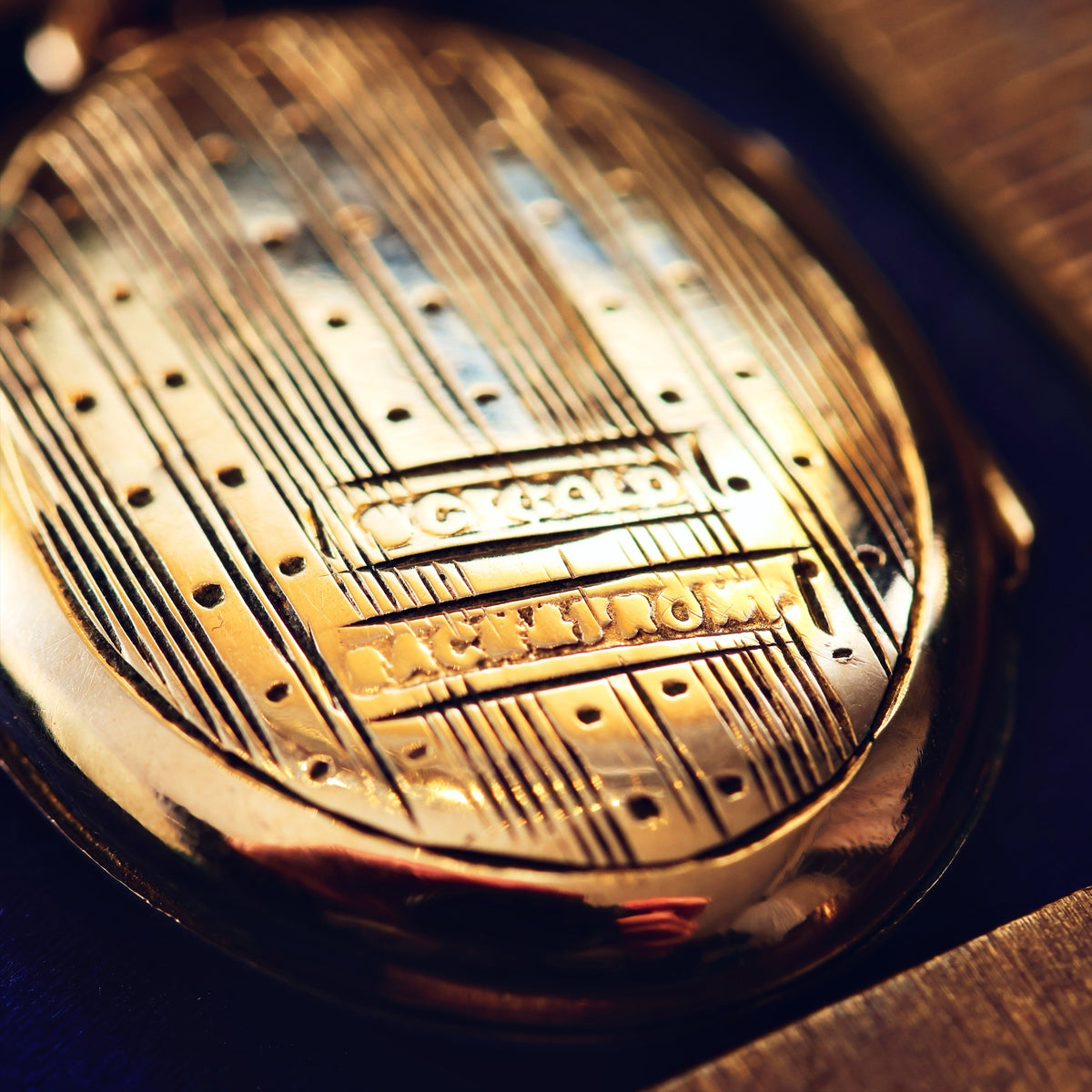 Bless'd Vintage 9ct Gold Oval Locket