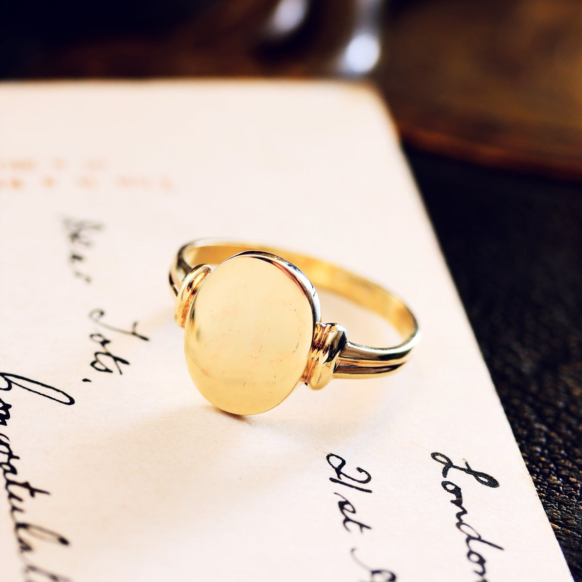 Vintage 9ct Gold Women's Signet Ring
