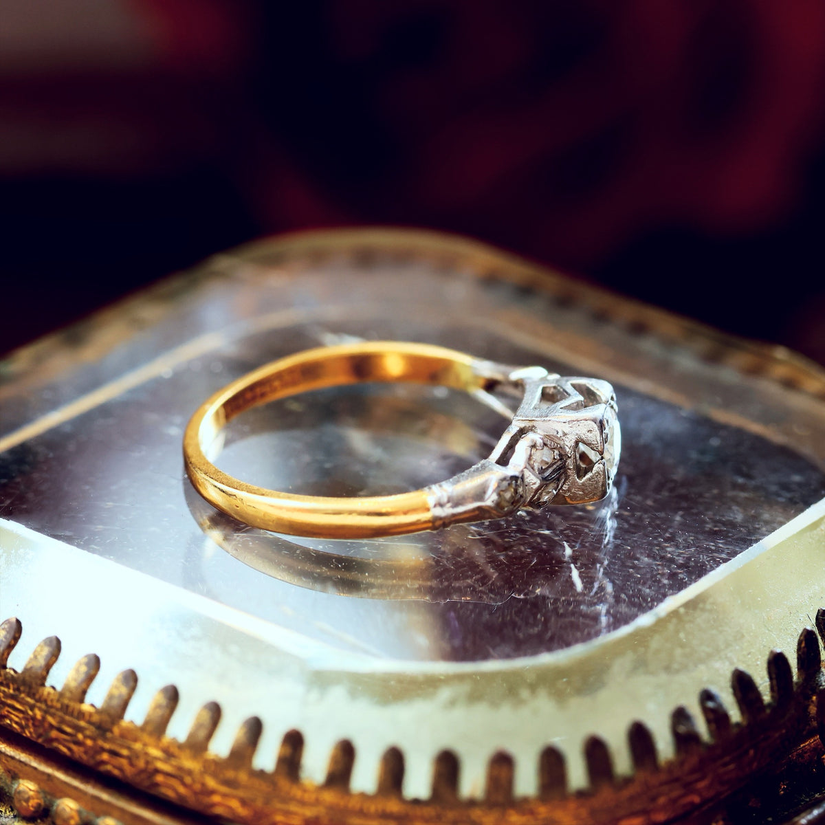 Gorgeous! Vintage Art Deco Diamond Engagement Ring