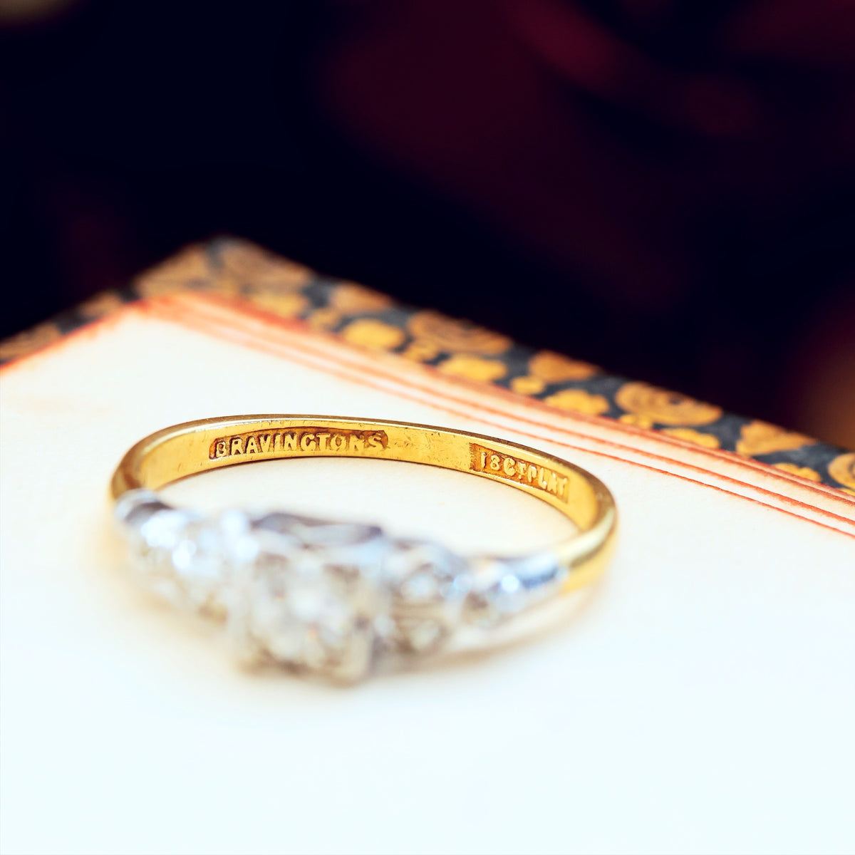 Gorgeous! Vintage Art Deco Diamond Engagement Ring