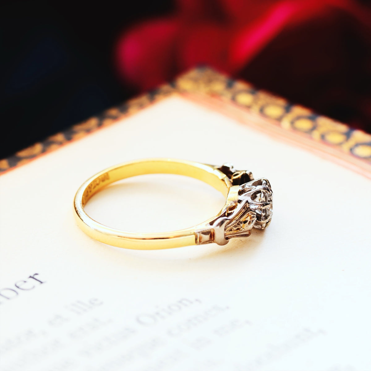 Gorgeous! Vintage Art Deco Diamond Engagement Ring