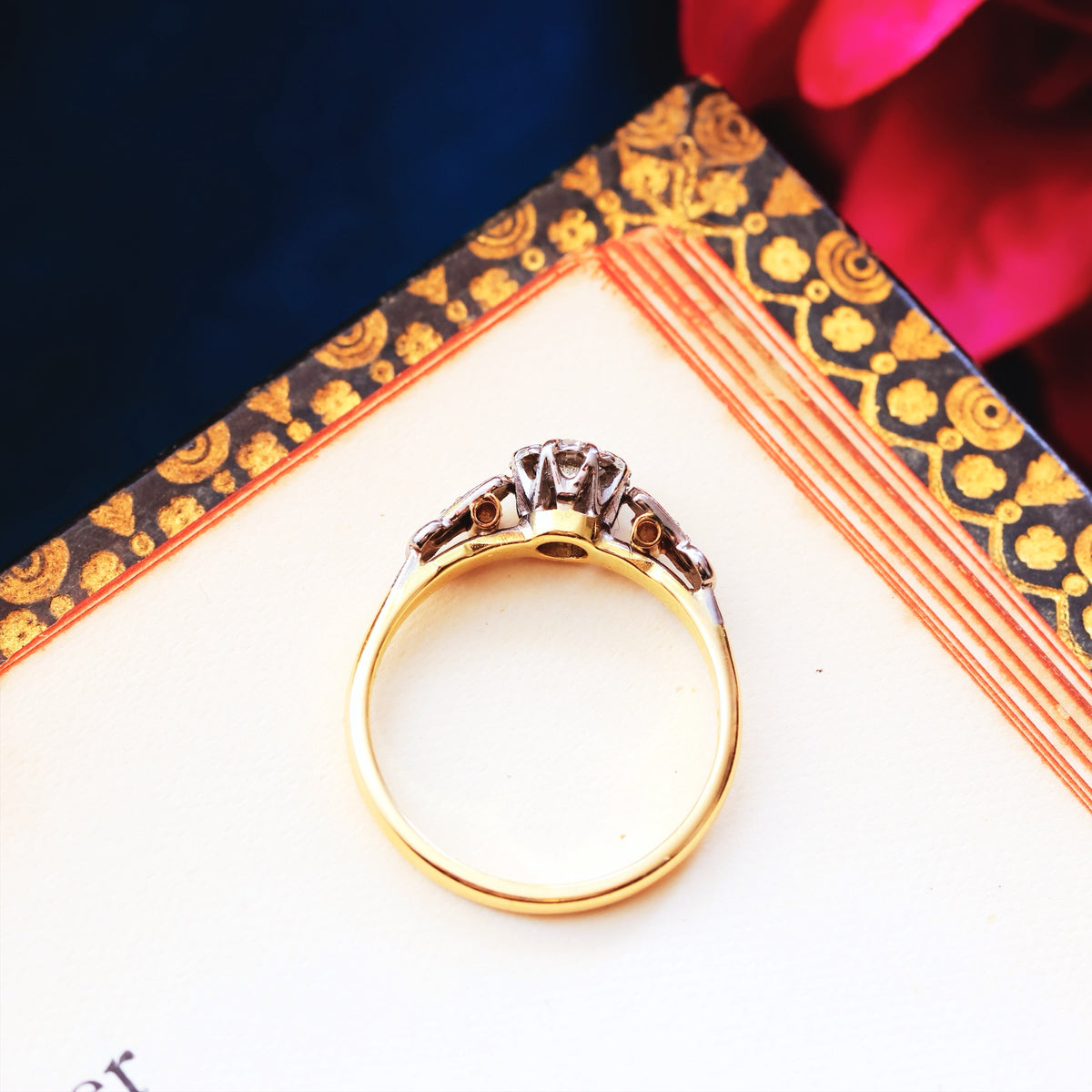 Gorgeous! Vintage Art Deco Diamond Engagement Ring