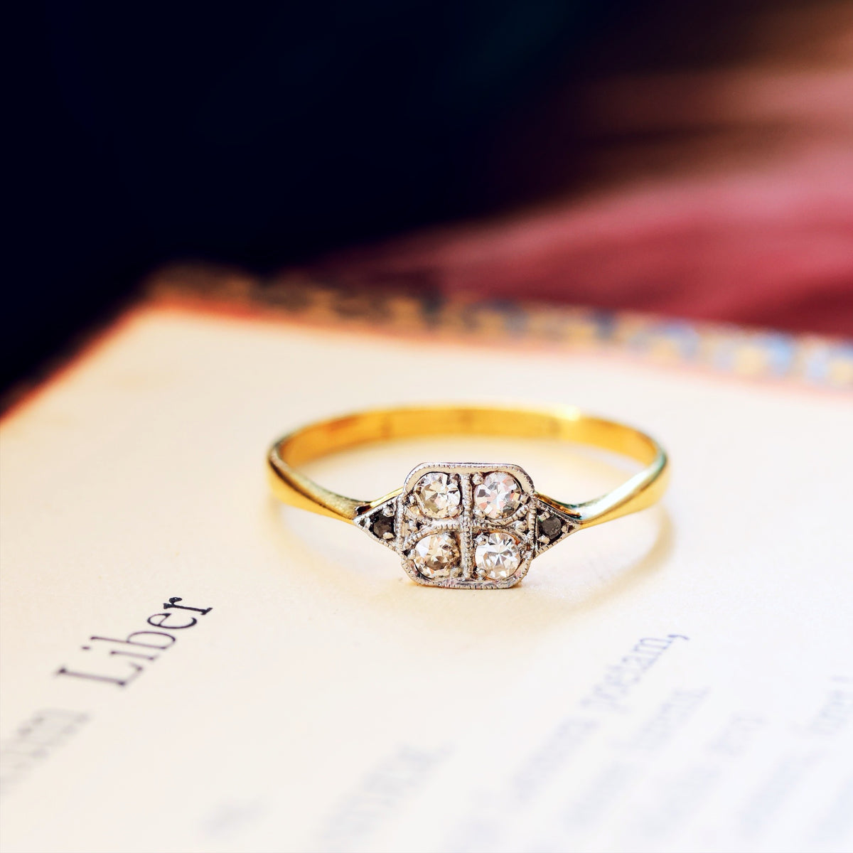 Petite Pretty Vintage Art Deco Diamond Ring