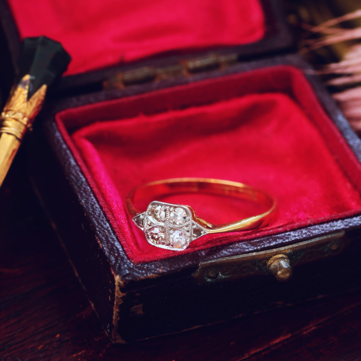 Petite Pretty Vintage Art Deco Diamond Ring