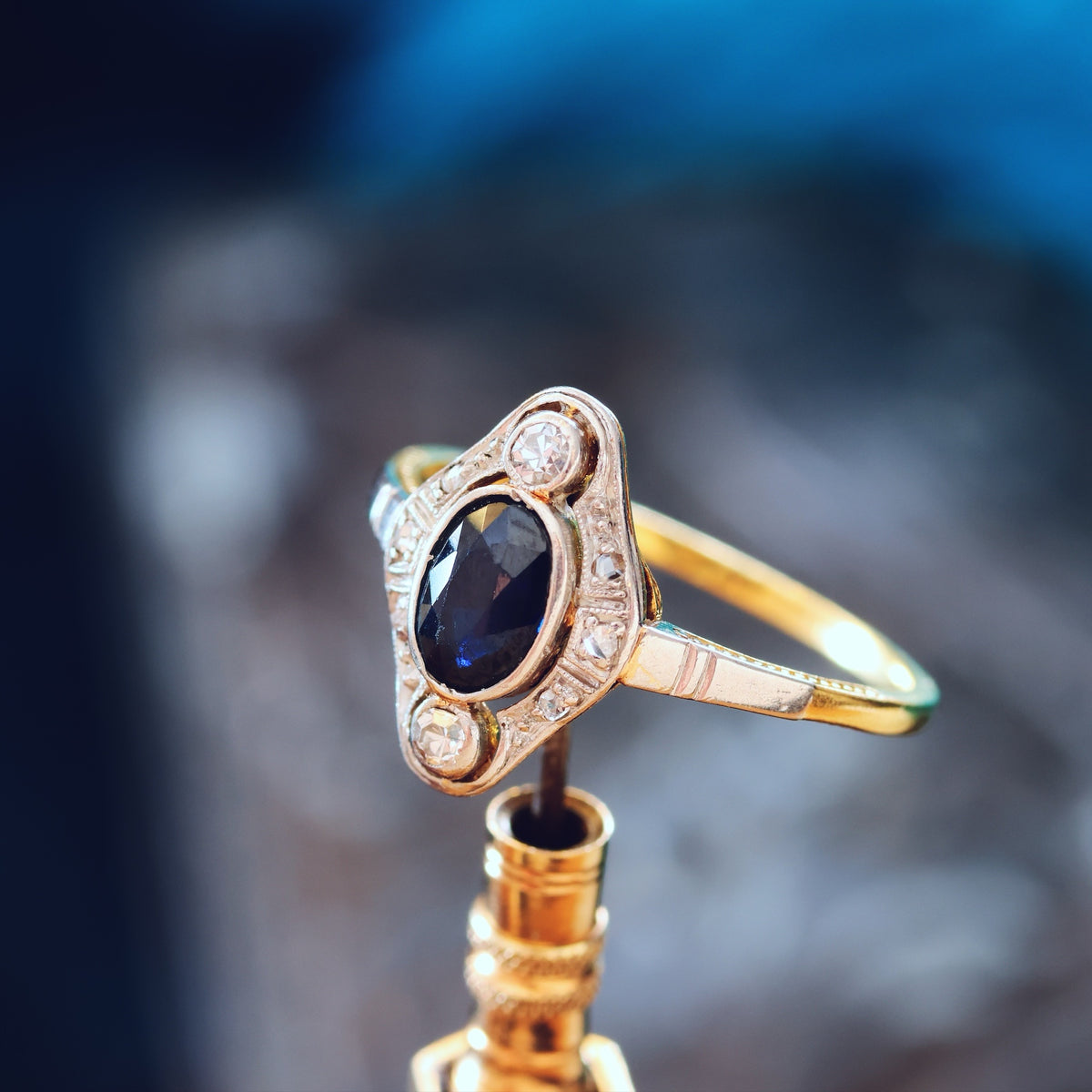 Vintage Art Deco Sapphire & Diamond Cluster Ring