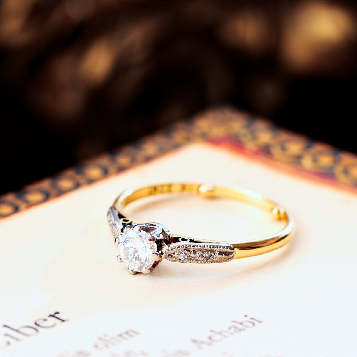 Classic Vintage Brilliant-cut Diamond Engagement Ring