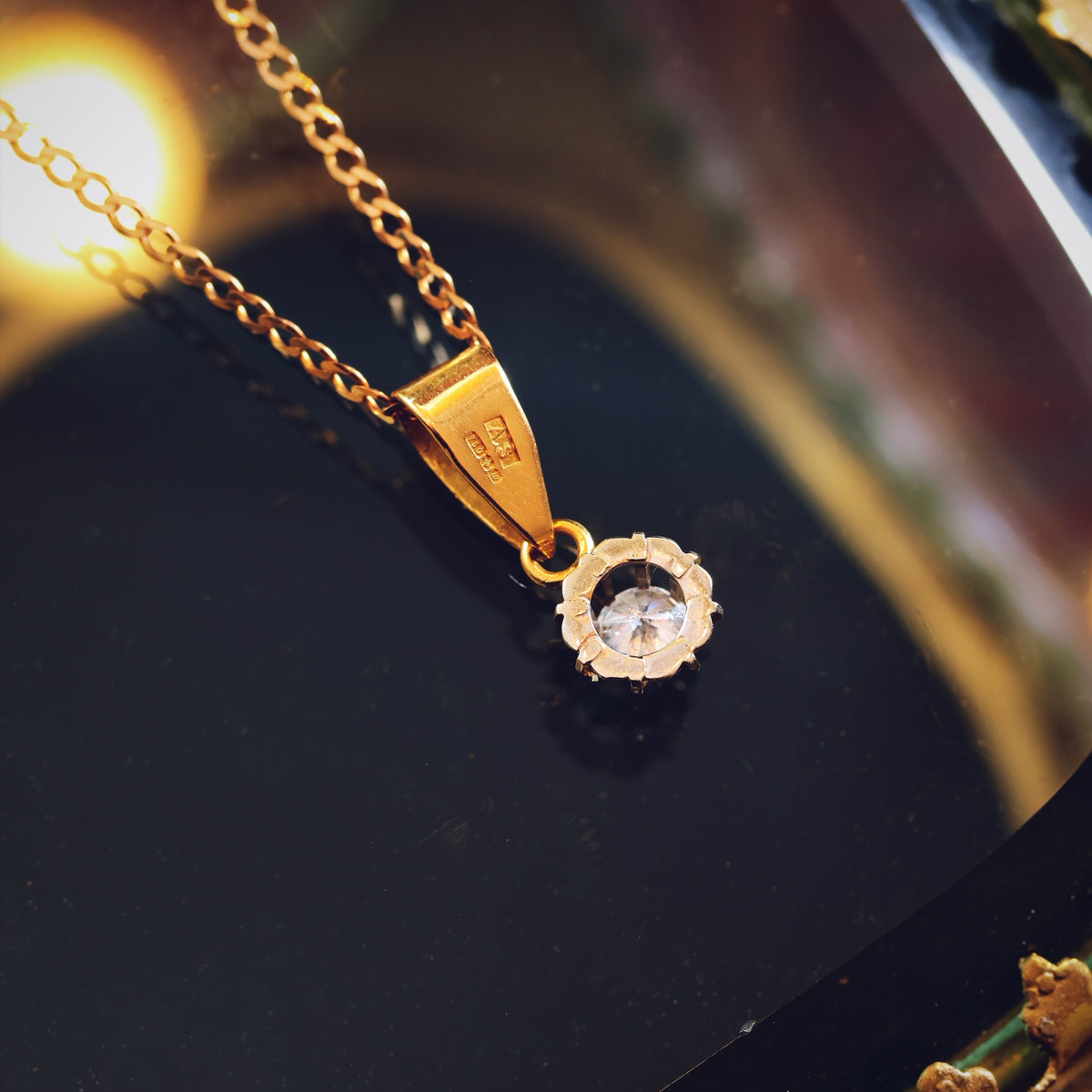 Vintage Brilliant-cut Diamond Solitaire Pendant