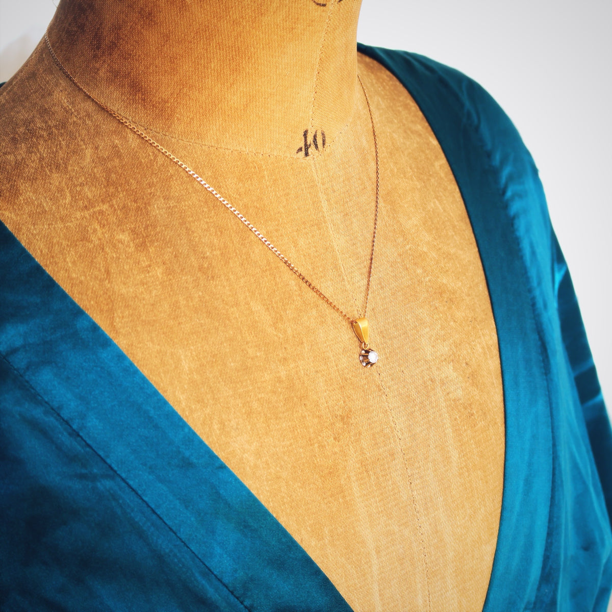 Vintage Brilliant-cut Diamond Solitaire Pendant