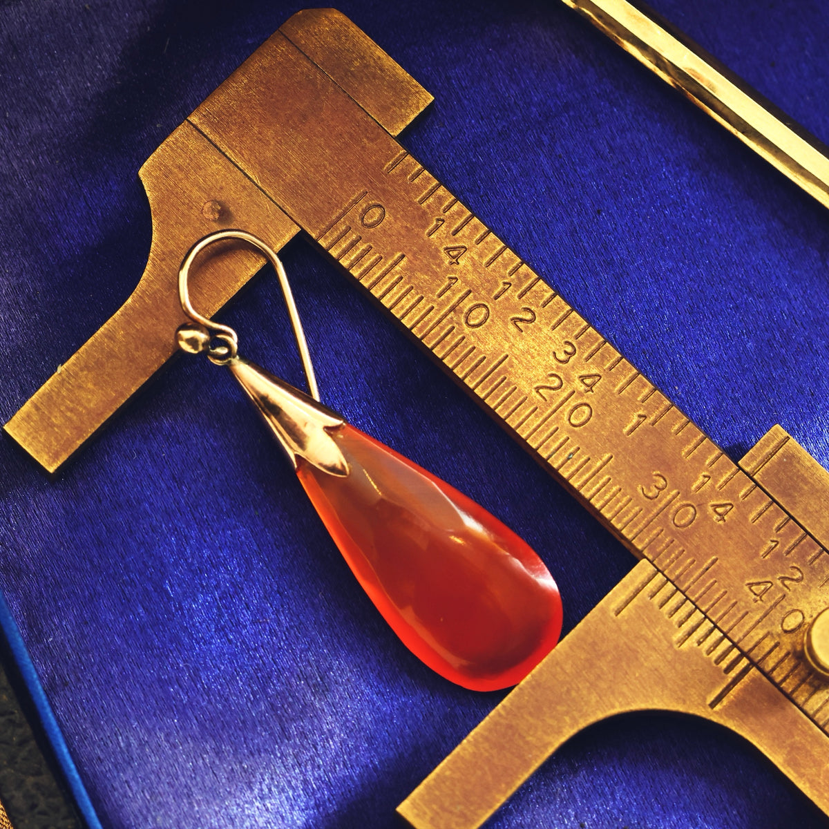 Antique Edwardian Era Carnelian Drop Earrings