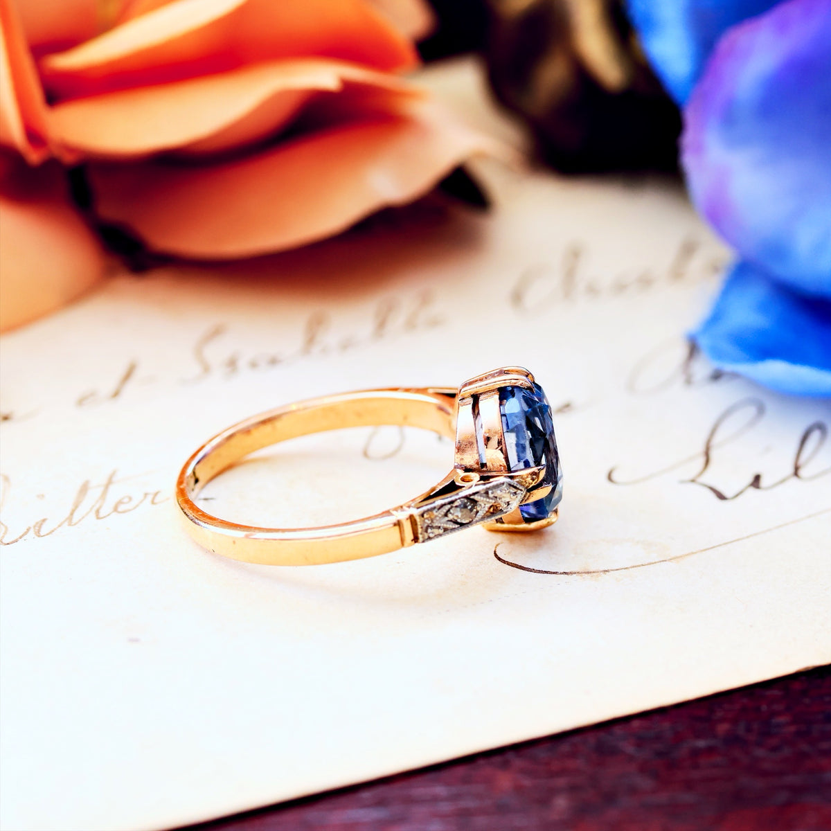 Vintage Delight! Certificated Natural Ceylon Sapphire & Diamond Ring
