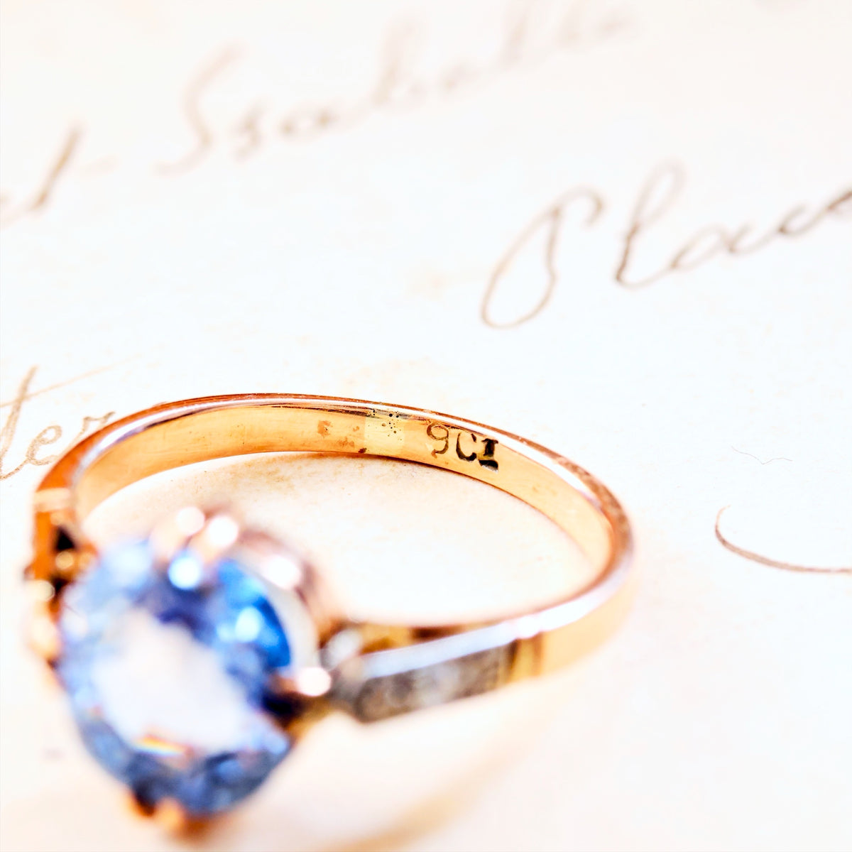 Vintage Delight! Certificated Natural Ceylon Sapphire & Diamond Ring