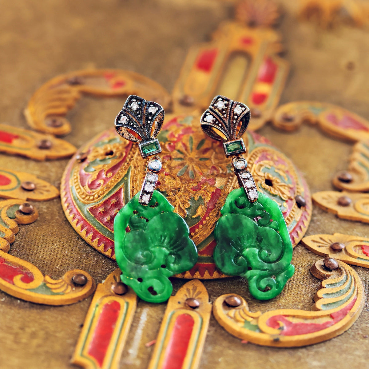 Vintage Chinese Jade Lotus Flower Drop Earrings