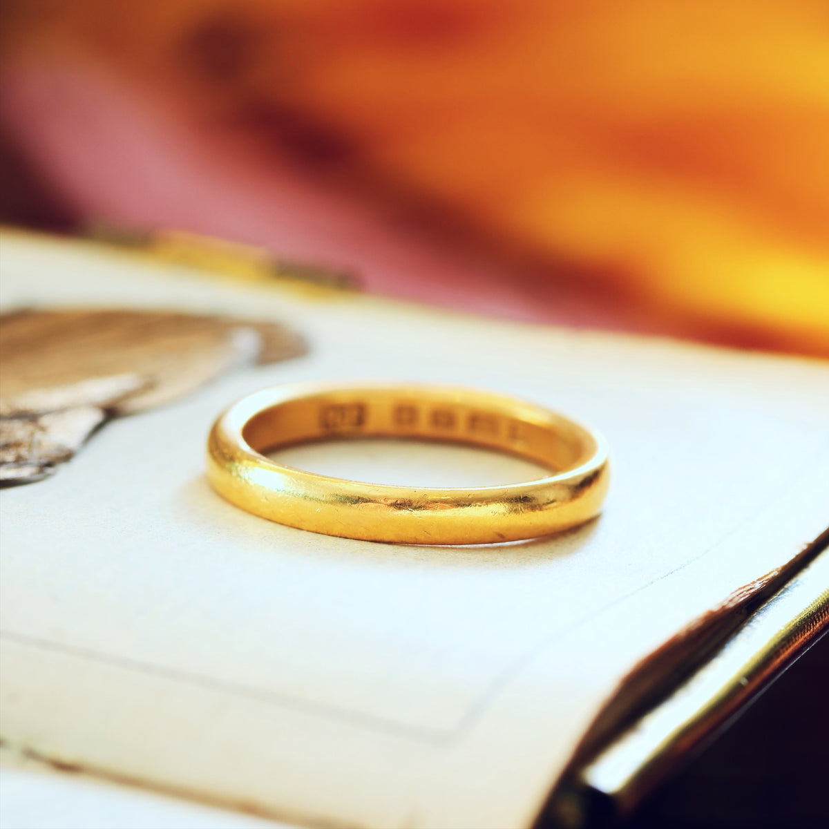 Vintage Date 1927 Gent's 22ct Gold Wedding Band