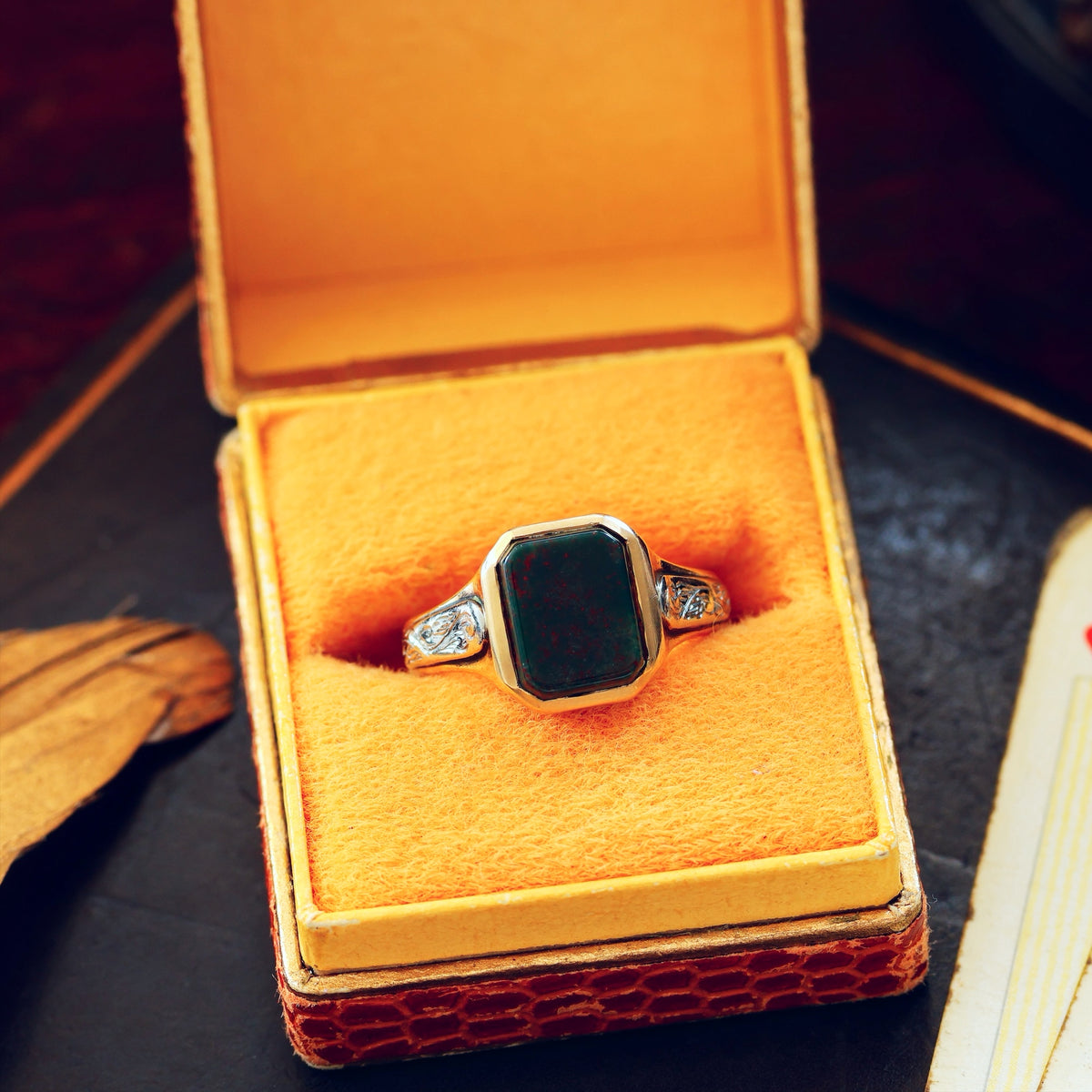 Vintage Date 1936 Art Deco Bloodstone Signet Ring