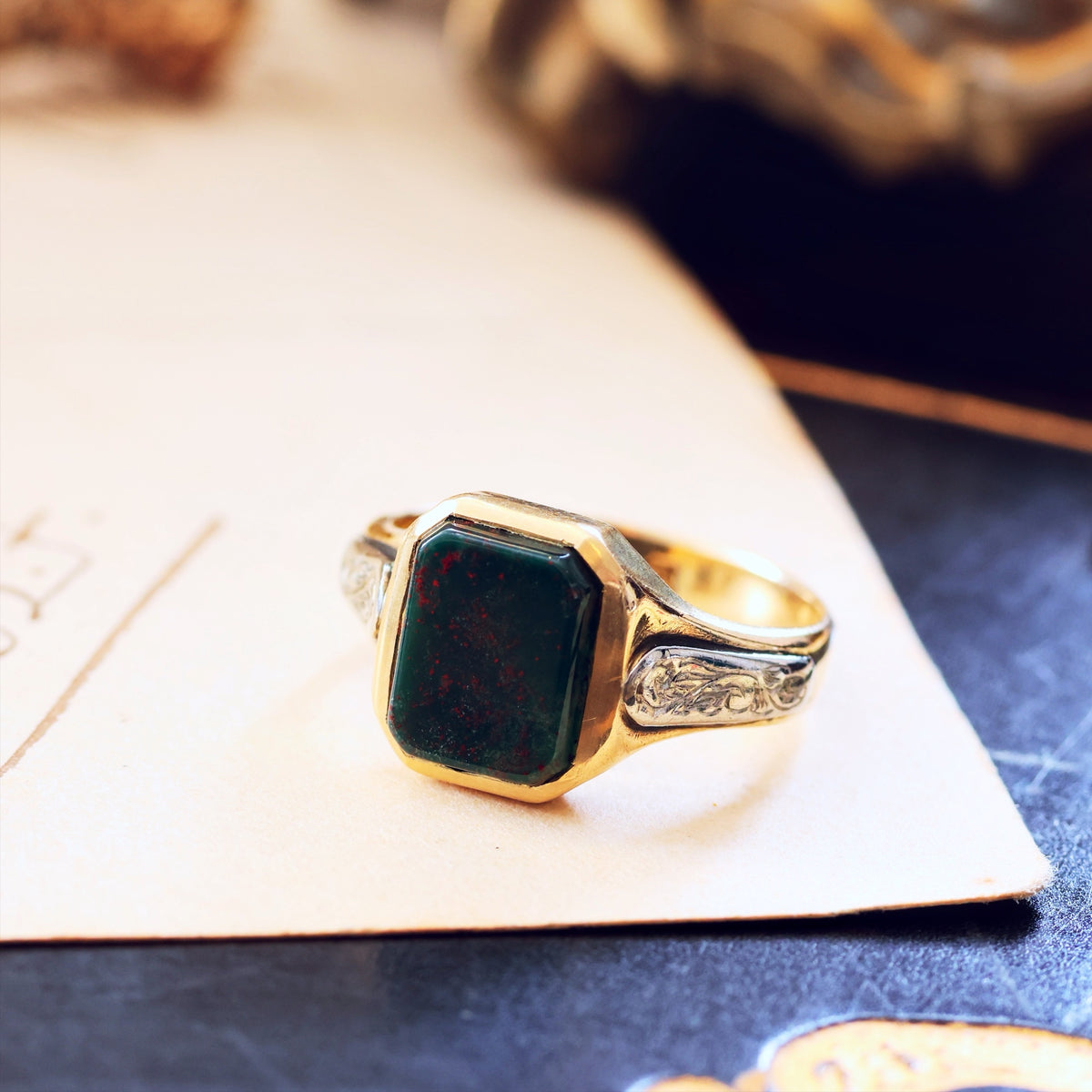 Vintage Date 1936 Art Deco Bloodstone Signet Ring