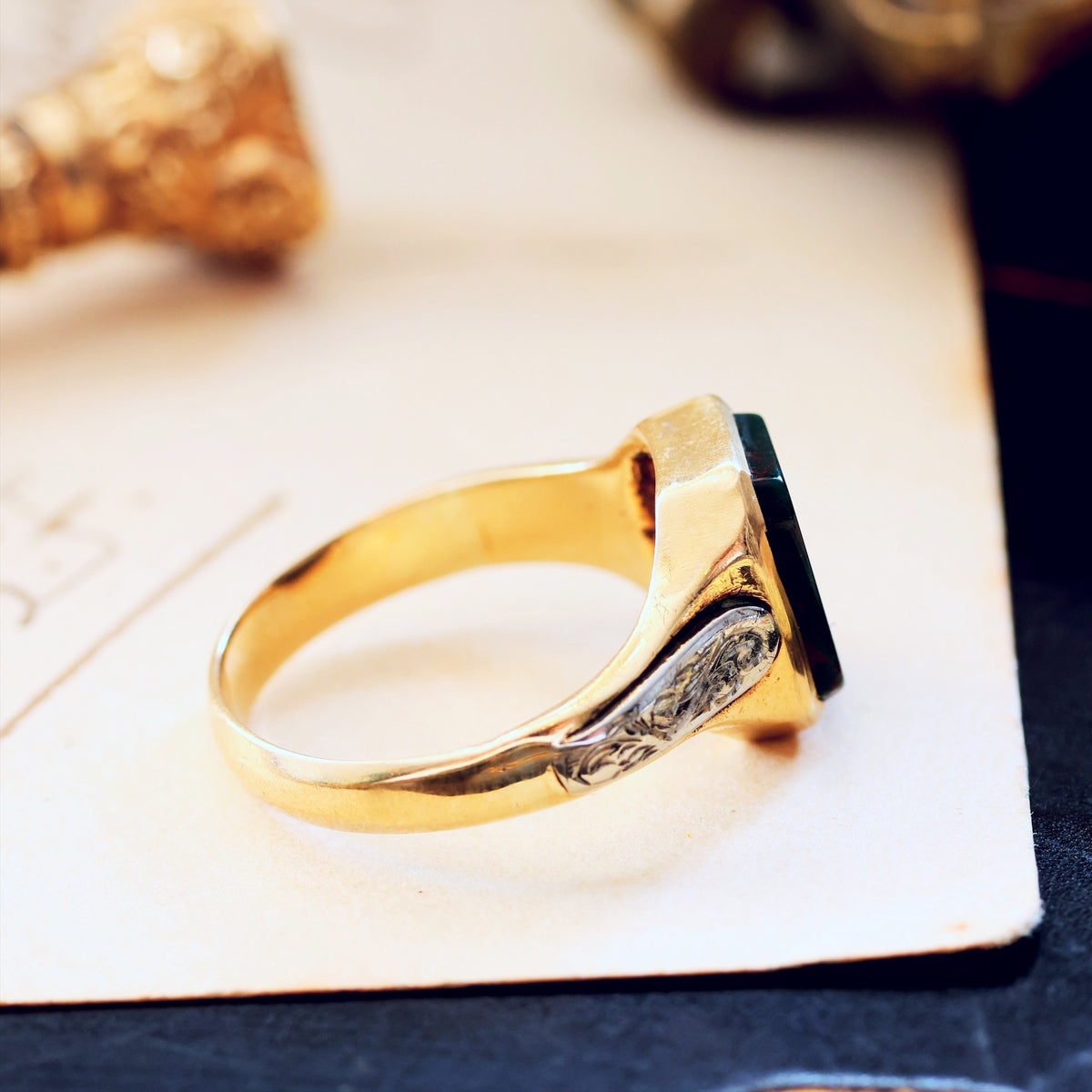 Vintage Date 1936 Art Deco Bloodstone Signet Ring