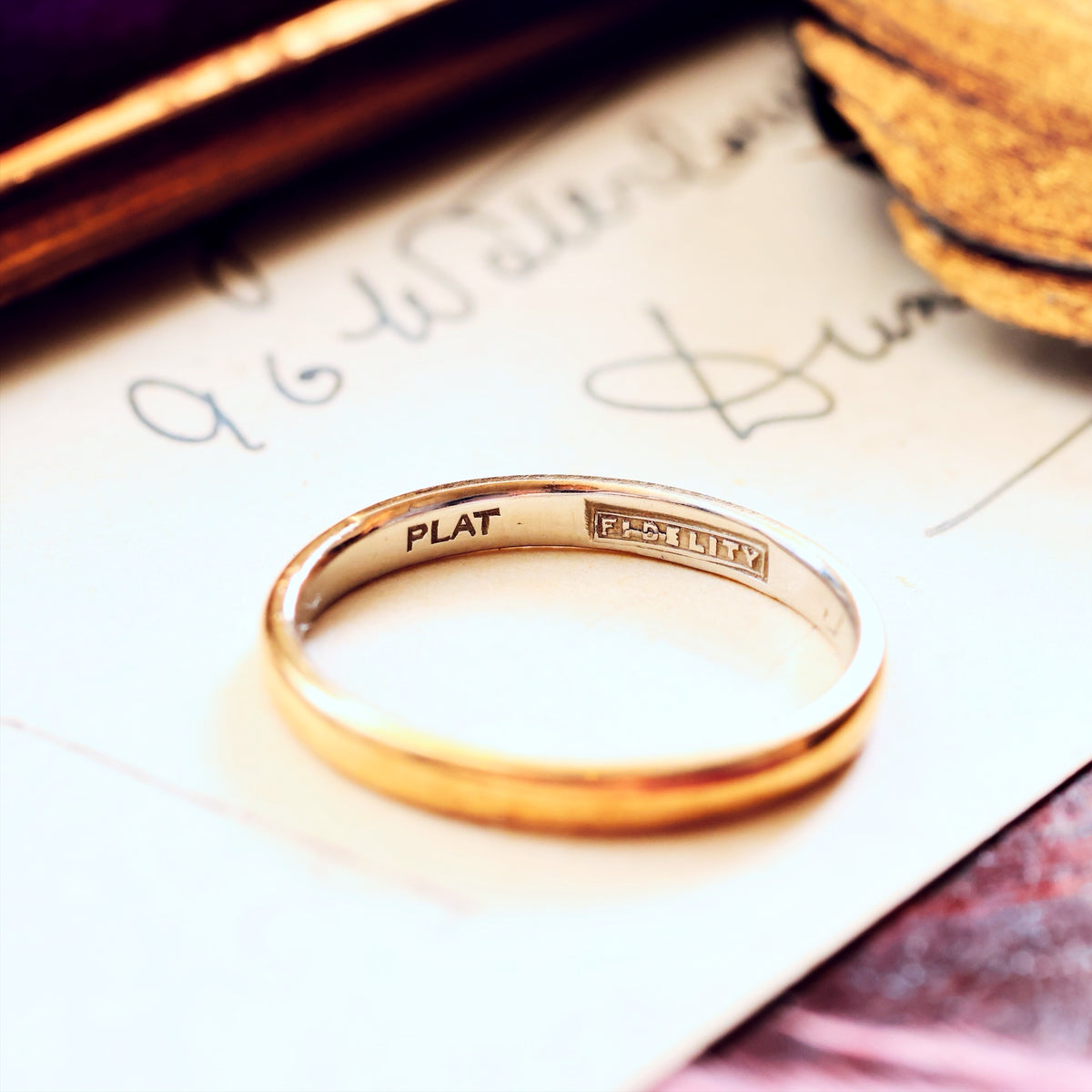 Vintage Size M Date 1953 22ct Gold & Platinum Wedding Band