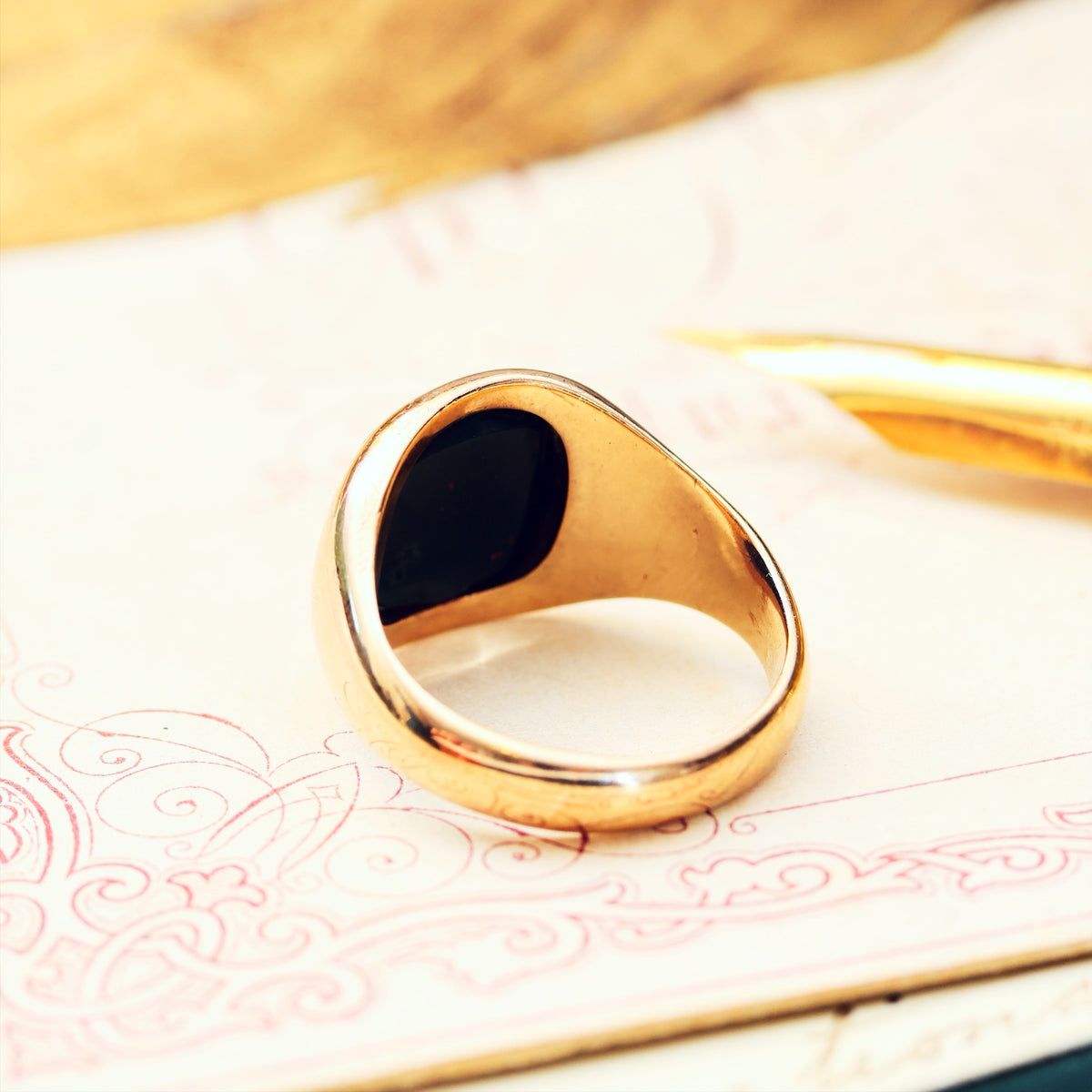 Classic Date 1960 9ct Gold Bloodstone Signet Ring