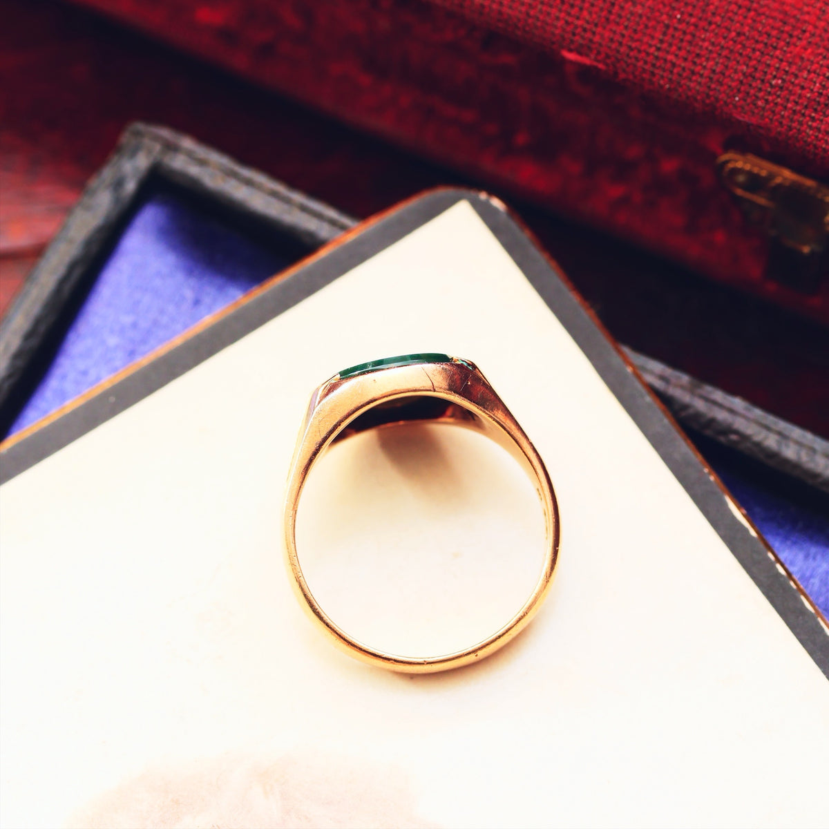 Date 1960 9ct Gold Bloodstone Signet Ring
