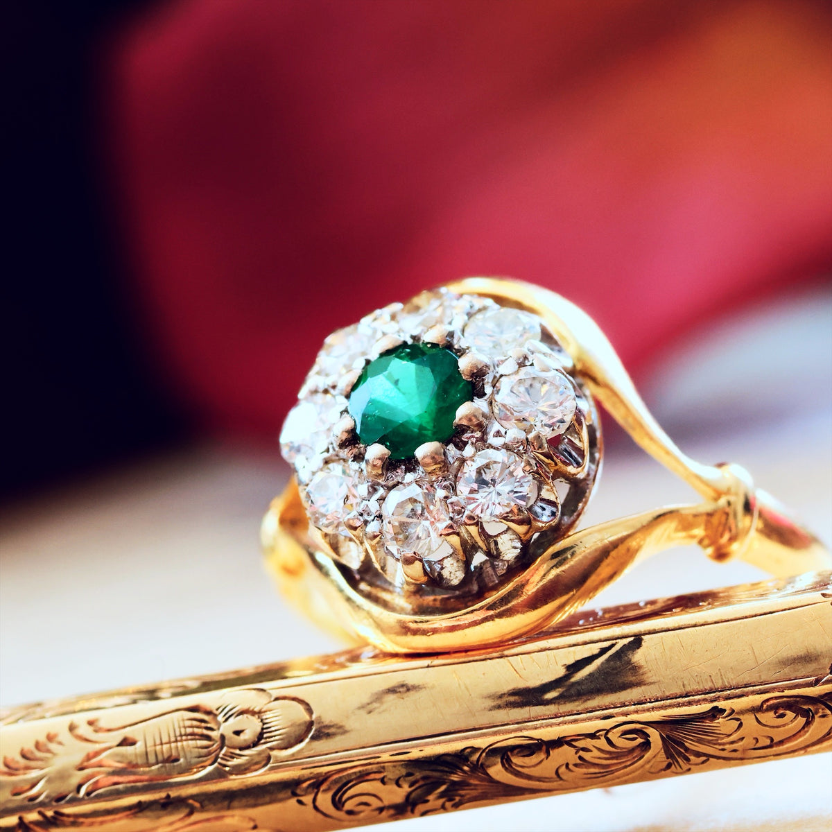 Date 1965 Emerald & Diamond Flowerette Engagement Ring