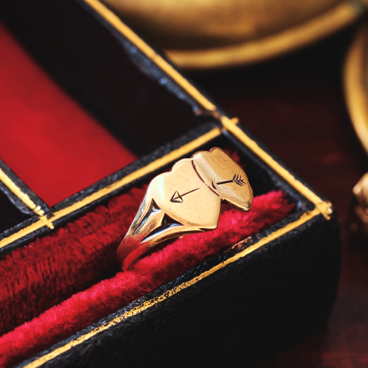 Date 1965 Twinned Hearts 9ct Gold Signet Ring