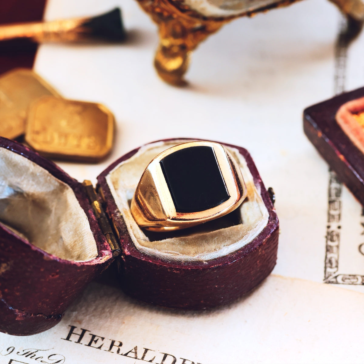 Classic Date 1966 9ct Gold Black Onyx Signet Ring