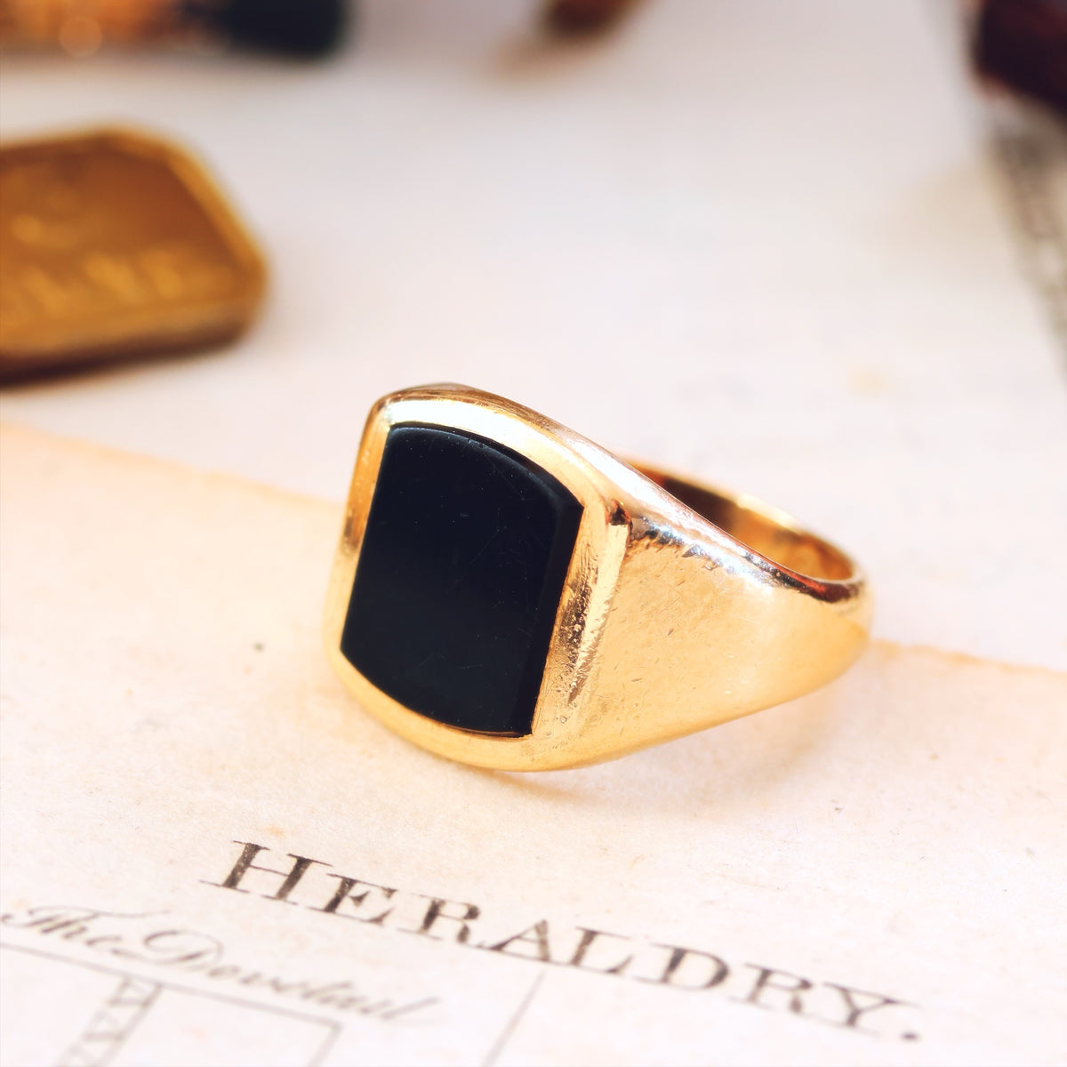 Classic Date 1966 9ct Gold Black Onyx Signet Ring
