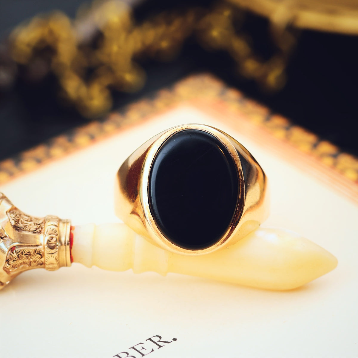 Vintage Date 1975 Black Onyx Signet Ring