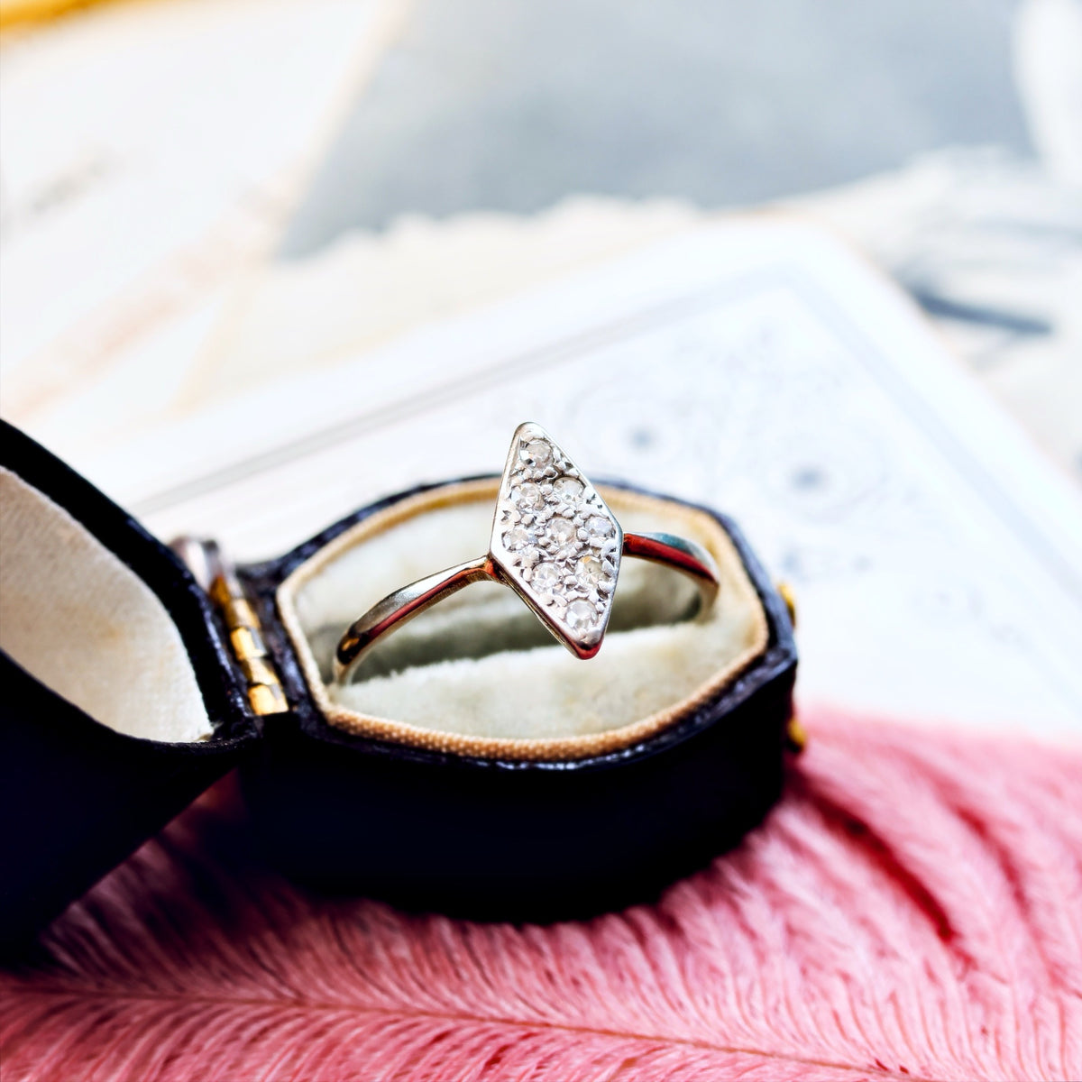 Fine Lovely! Vintage Diamond & Platinum Ring