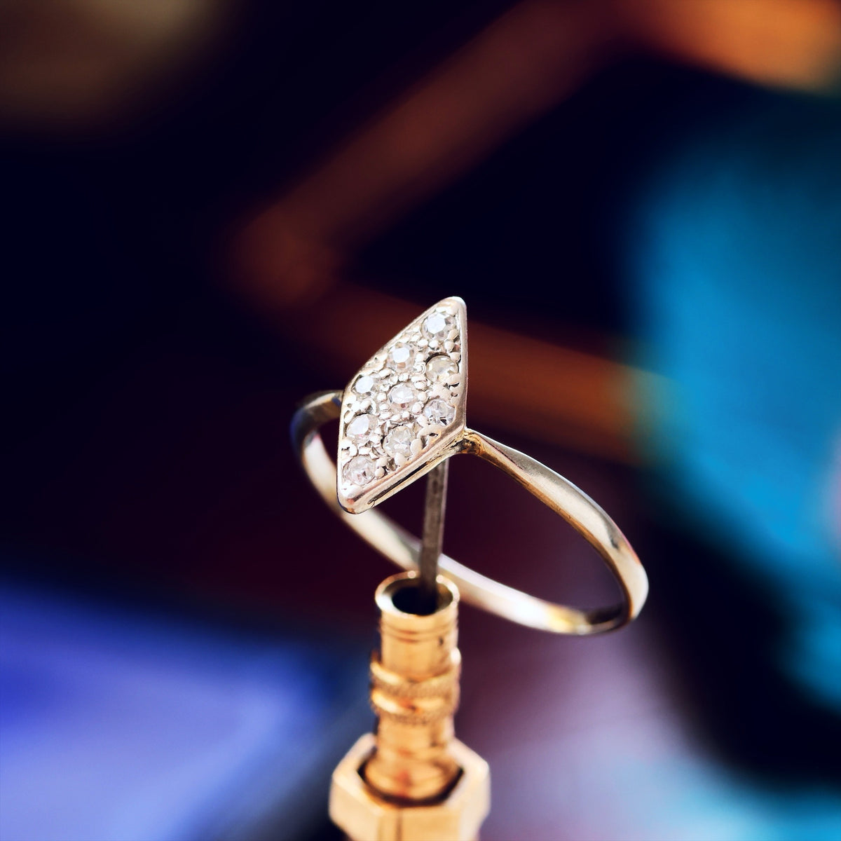 Fine Lovely! Vintage Diamond & Platinum Ring
