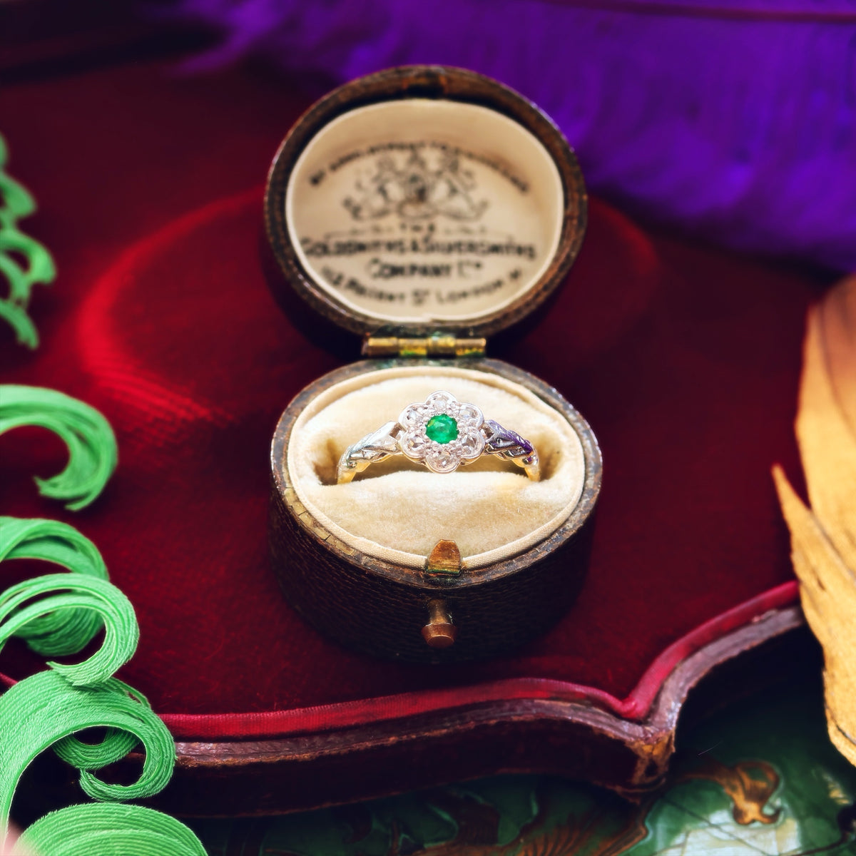 Vintage Emerald & Diamond Flowerette Ring