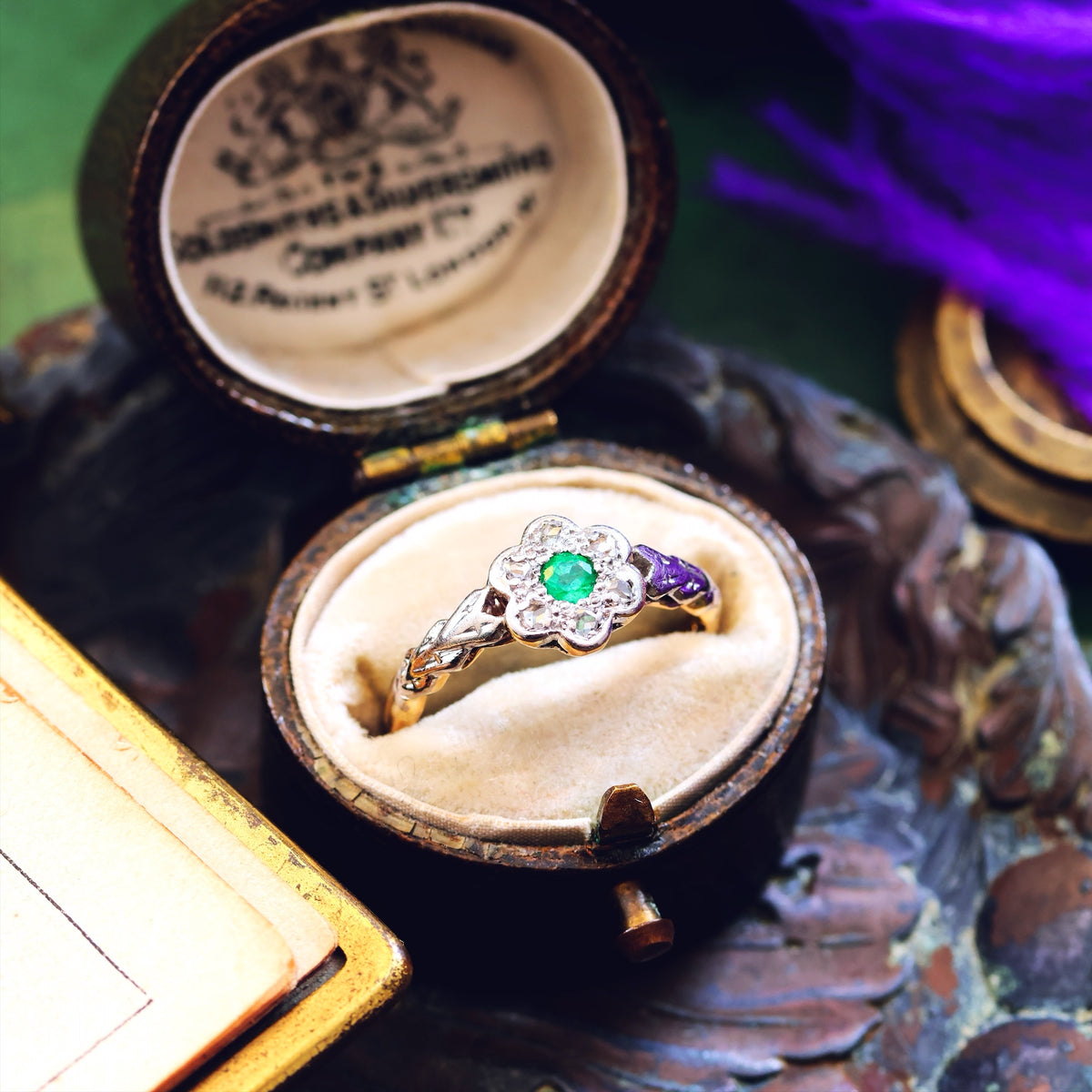 Dainty Little Vintage Emerald & Diamond Flowerette Ring