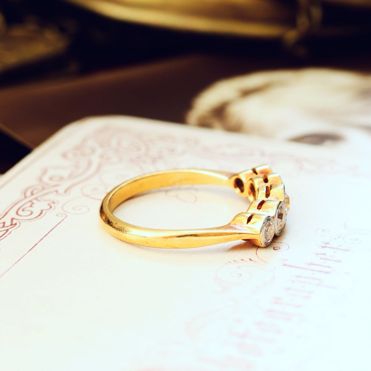 Splendid Vintage Five Stone Diamond Engagement Ring