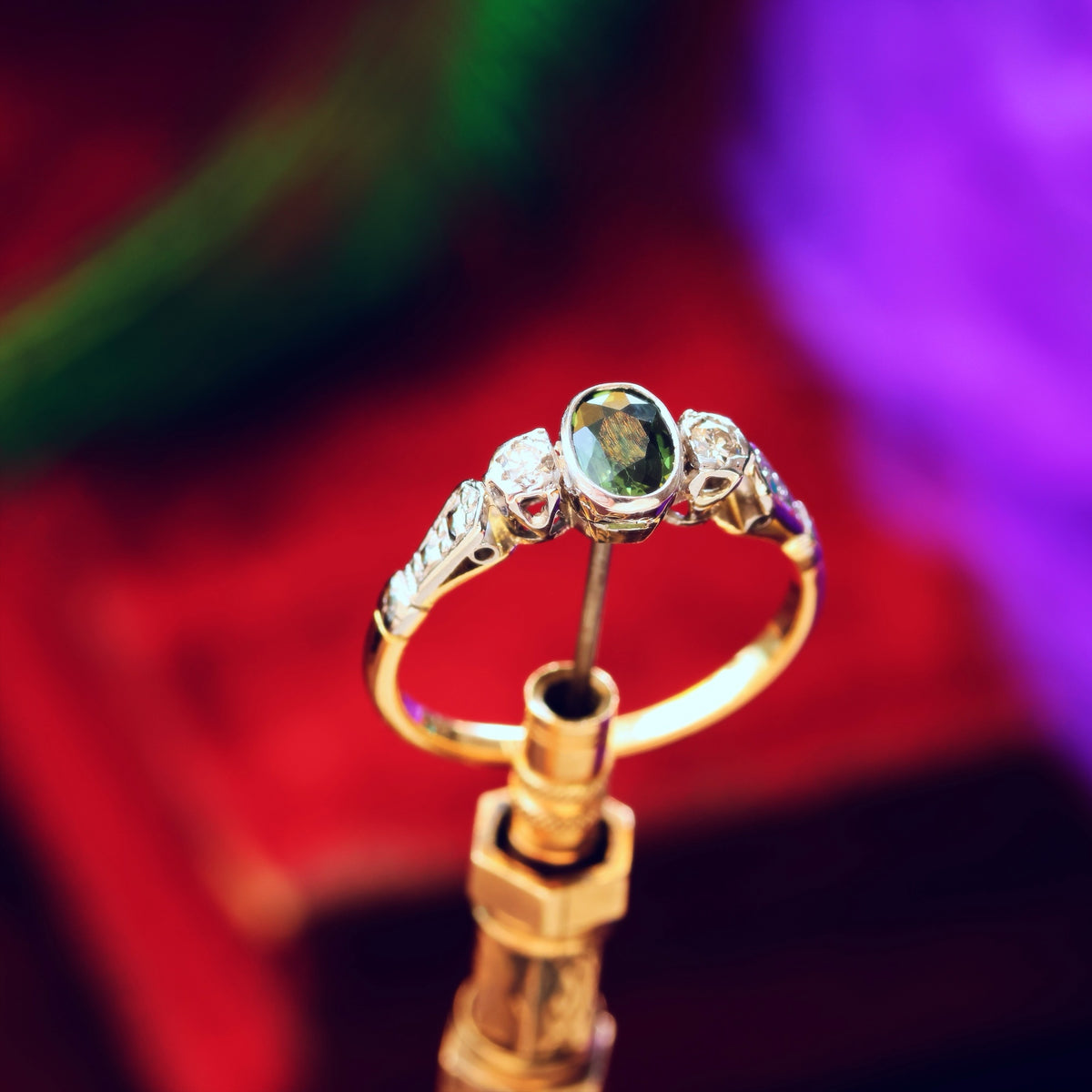 Adorable Vintage Green Sapphire & Diamond Trilogy Ring
