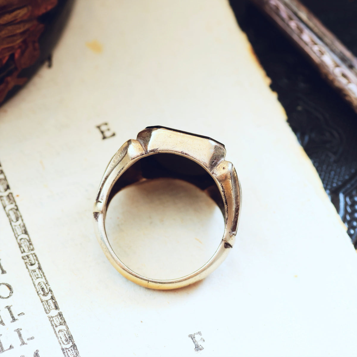 Vintage Hand Carved Allegorical Intaglio Onyx Signet Ring