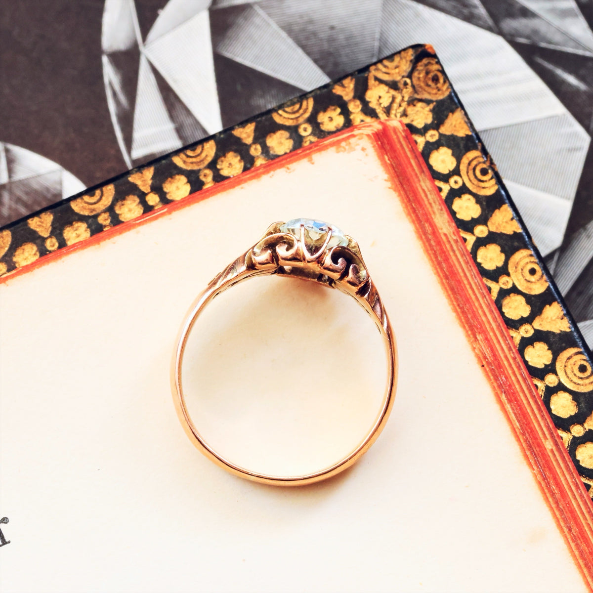 Vintage Hand Carved Rose Gold Zircon Ring