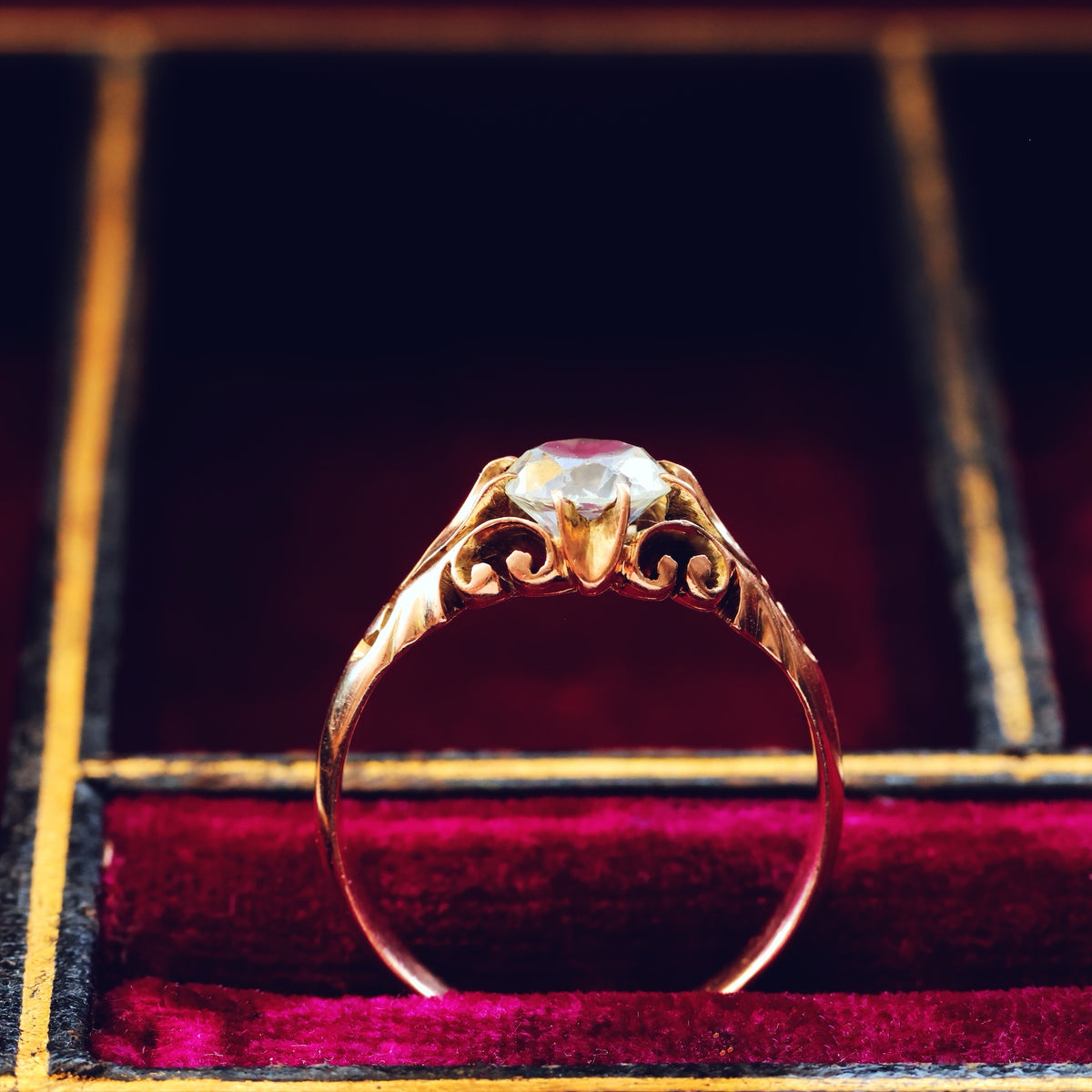 Vintage Hand Carved Rose Gold Zircon Ring