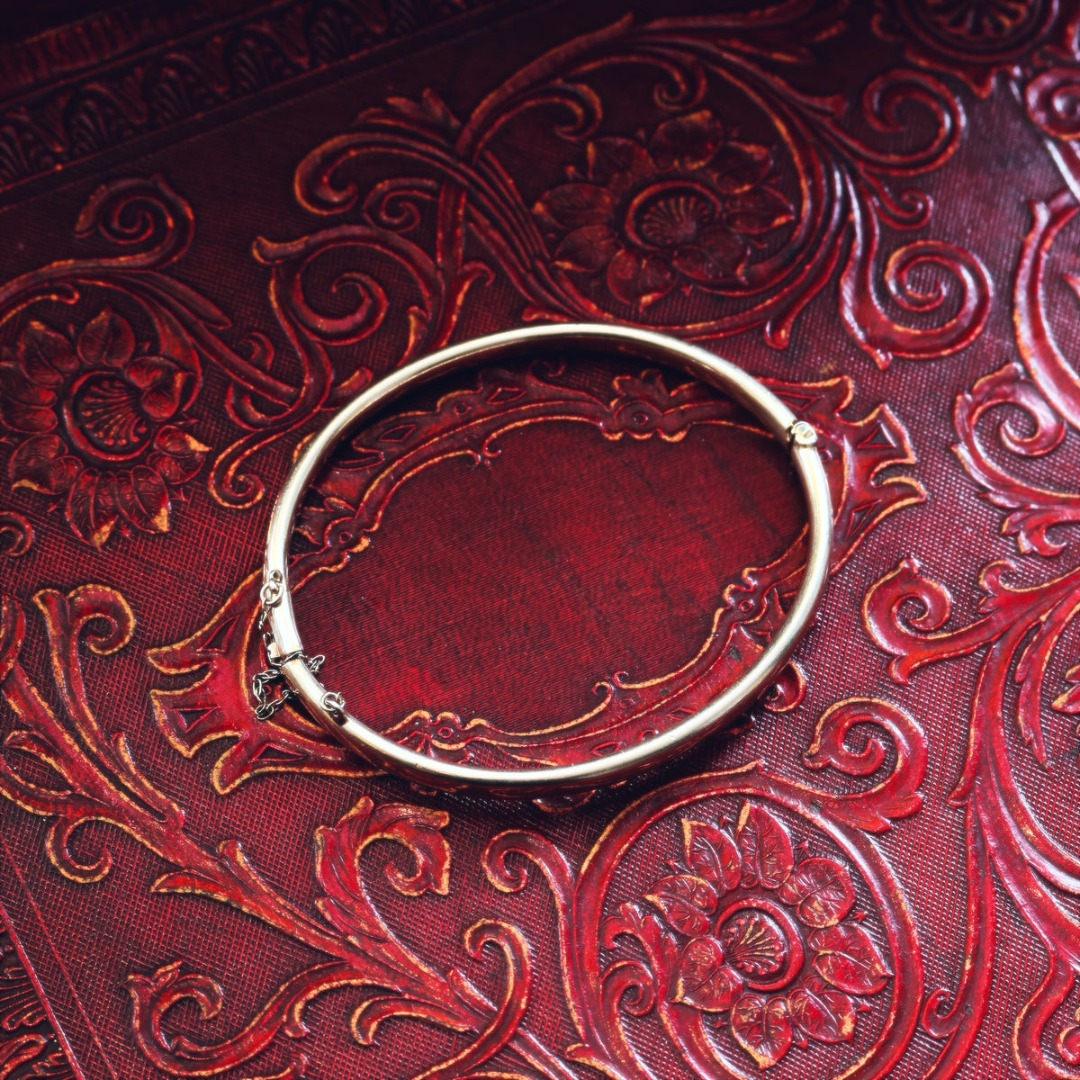 Prettily Hand Engraved Date 1961 Silver Bangle