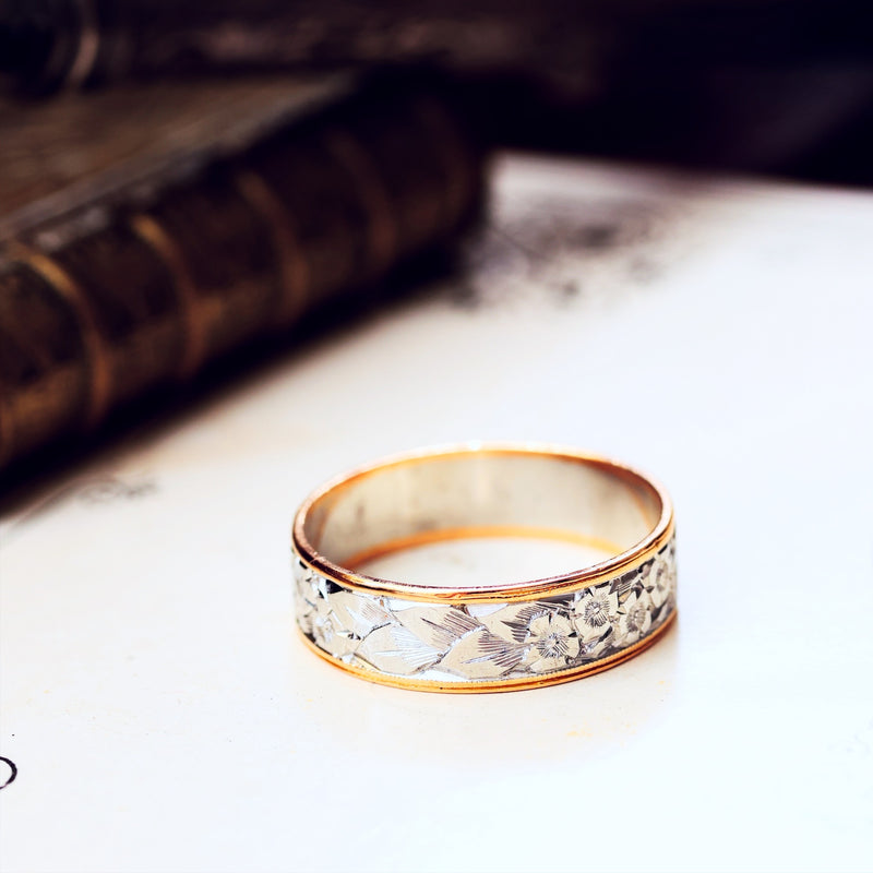Vintage Hand Engraved Size M Wedding Band