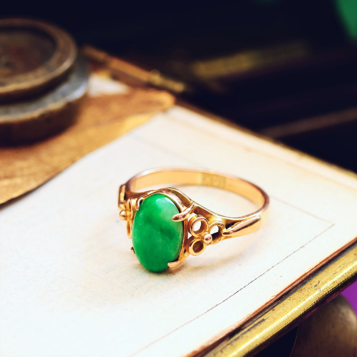 Vintage Mid Century 14ct Gold Jadeite Ring