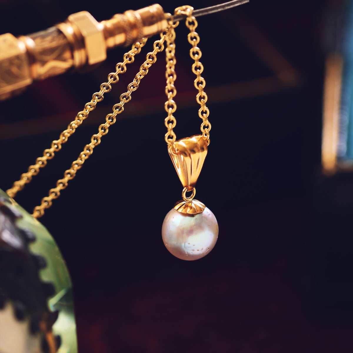 Vintage Moonglow Pearl Pendant