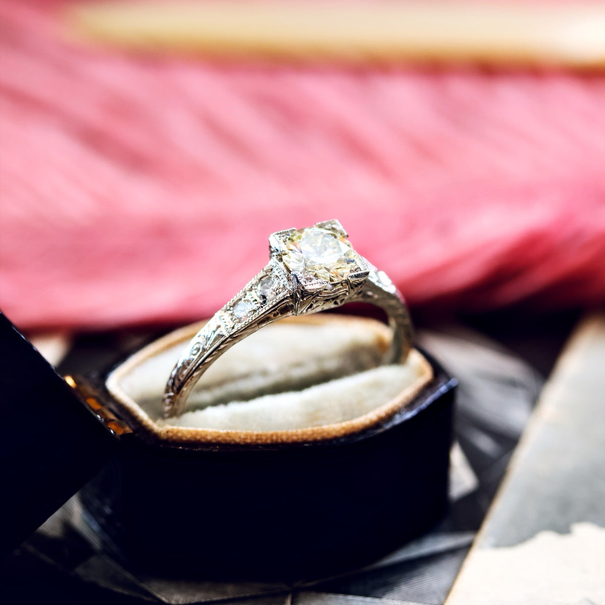 Lovely Quality Vintage Platinum & Diamond Engagement Ring