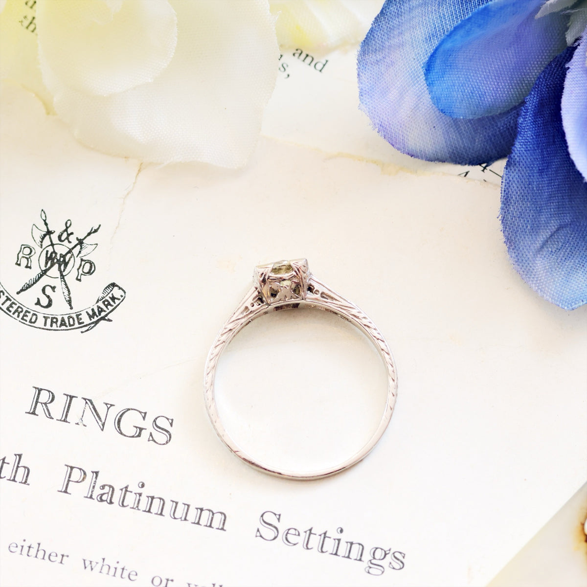 Lovely Quality Vintage Platinum & Diamond Engagement Ring