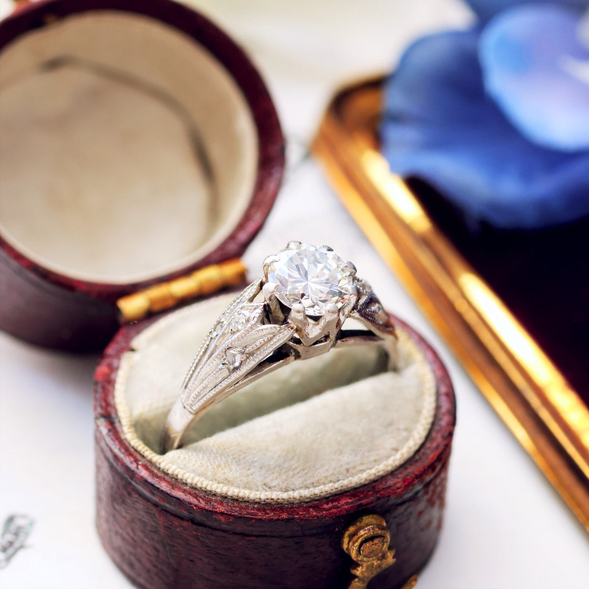 Exceptional Certificated Vintage Platinum & Diamond Solitaire Ring