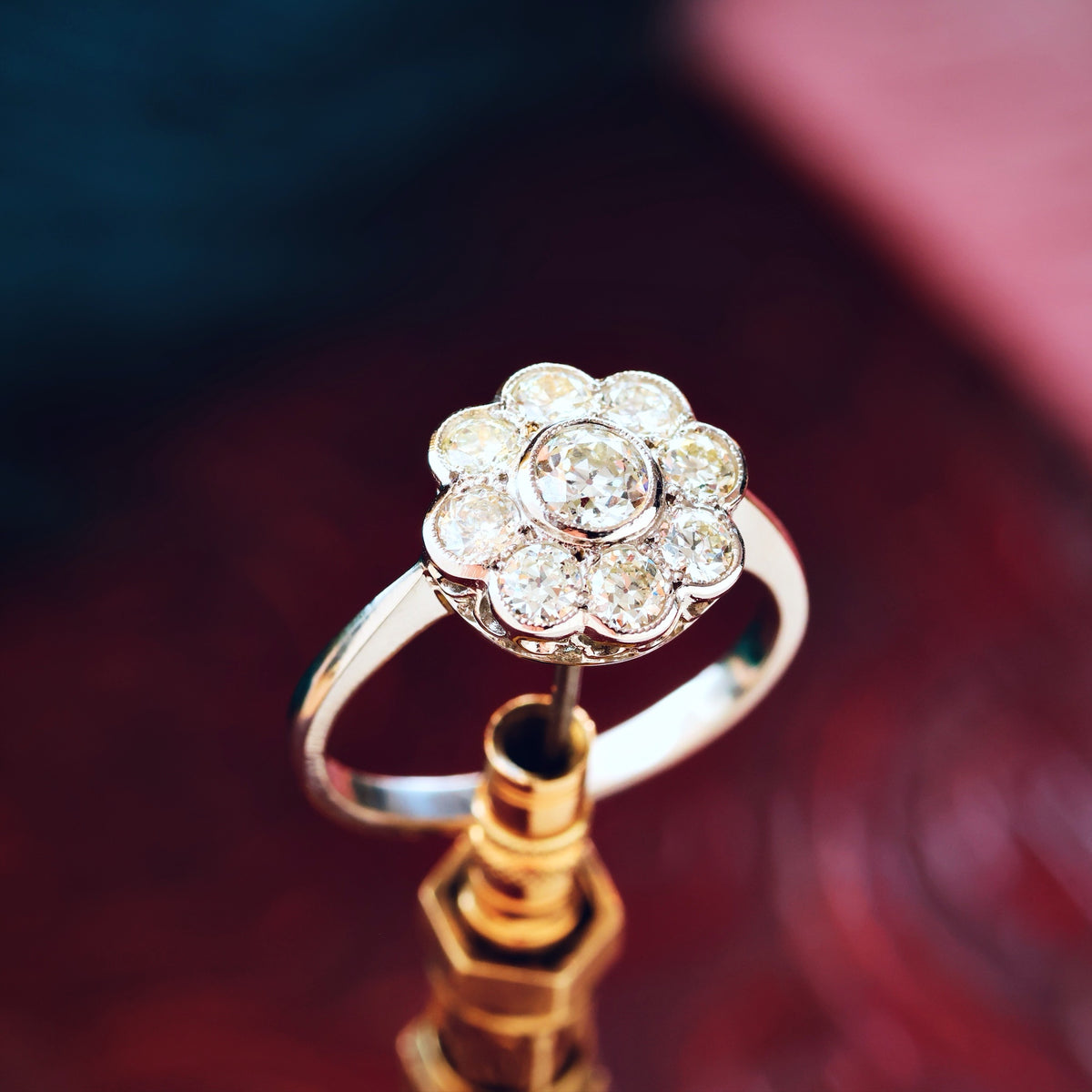 Pristine Vintage Platinum Diamond Daisy Engagement Ring