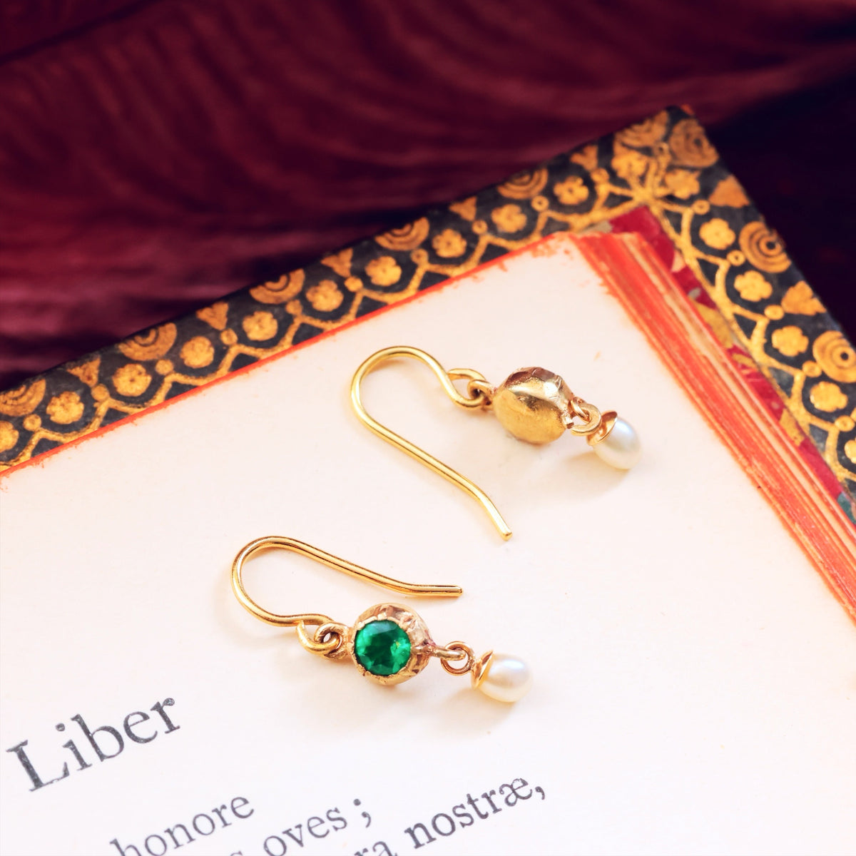 Renaissance Style Emerald & Wild Pearl Drop Earrings