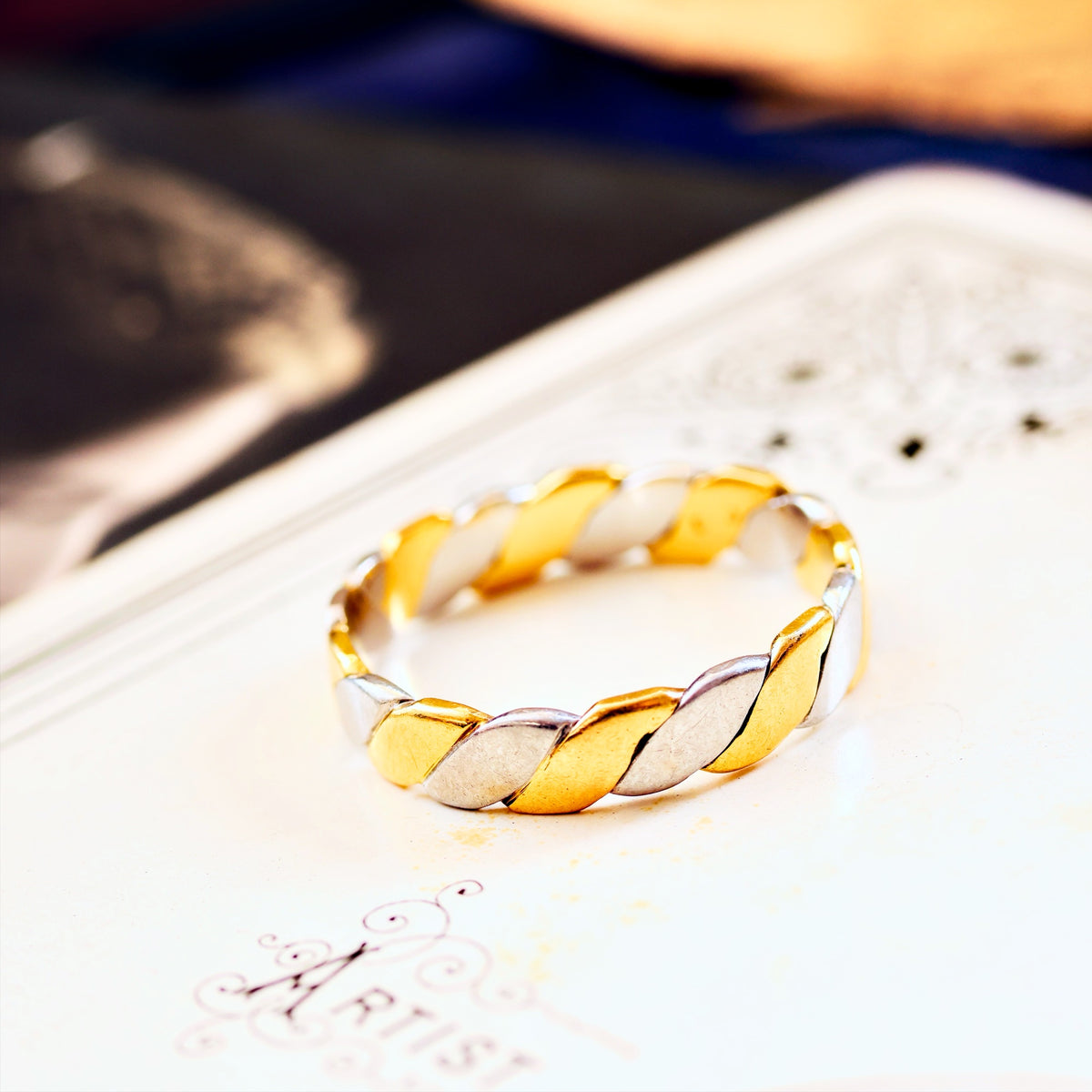 Vintage Size 'O' Two Colour Twist Wedding Band