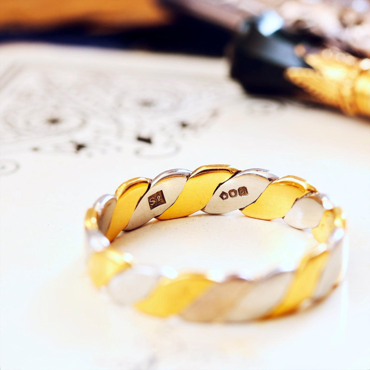 Vintage Size 'O' Two Colour Twist Wedding Band