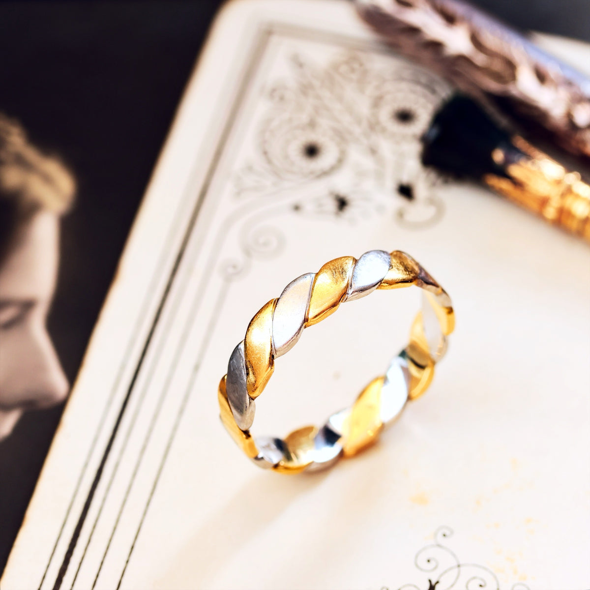 Vintage Size 'O' Two Colour Twist Wedding Band